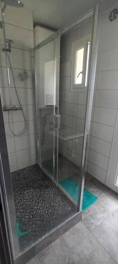 Appartement entier, One-Bedroom Apartment in Marnaz, Région de Bonneville