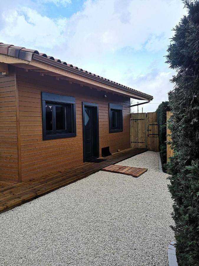 Chalet pour 3 personnes, avec jardin