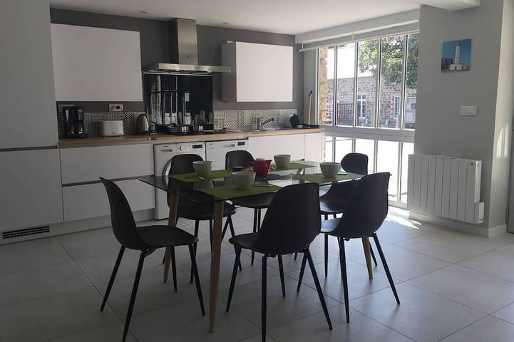 Gîte pour 5 personnes, avec Terrasse à Mont-Dol