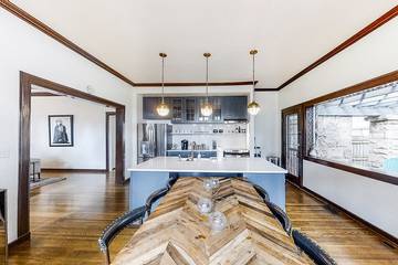 Log Cabin for 10 People in Nashville, Tennessee, Photo 1