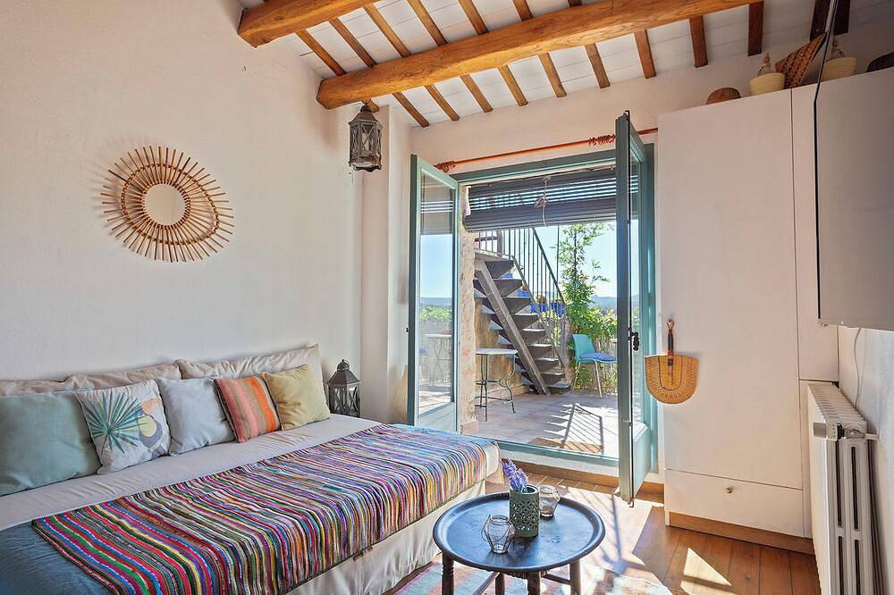 Charming house in Peratallada in Forallac, Costa Brava