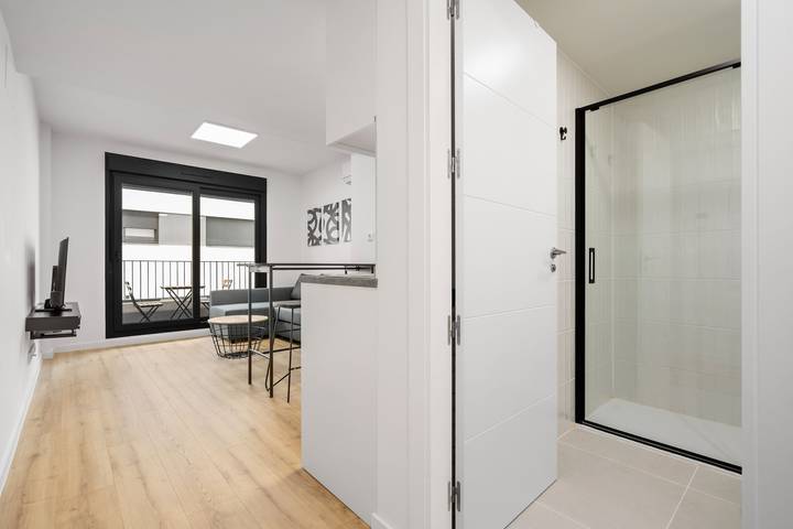 Apartamento entero, Apartamento reformado con garaje  de alquiler temporal in San Sebastián de los Reyes, Área Metropolitana de Madrid