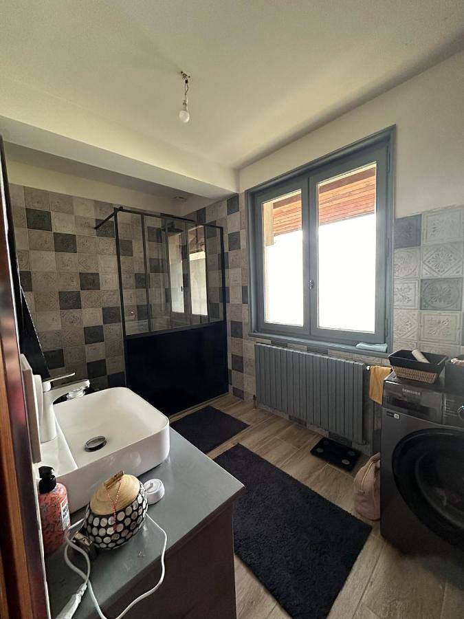 Gîte pour 4 personnes, avec jardin à Saint-Genix-sur-Guiers - 4