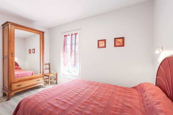 Appartement entier, Appartement 'Mont de Gez' – Cure thermale 21 jours, lave-linge, vue montagne et Wi-Fi in Argelès-Gazost, Pyrénées