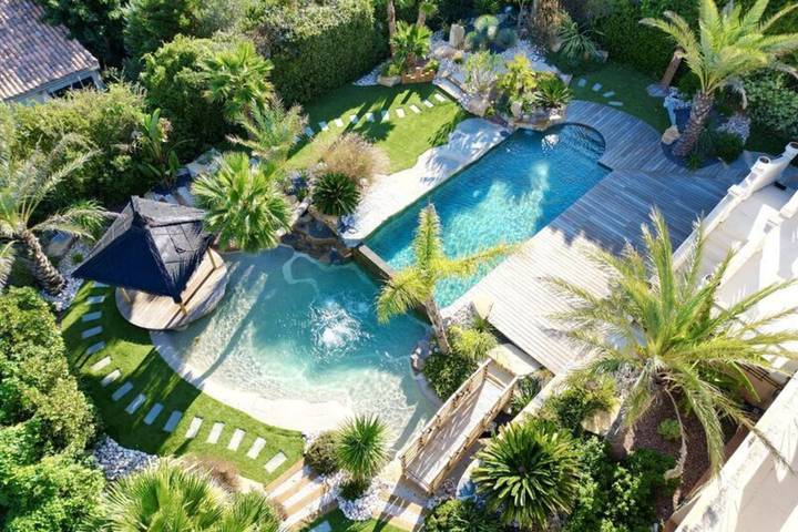 Villa pour 11 personnes, avec piscine et jardin, adapté aux familles à Agde