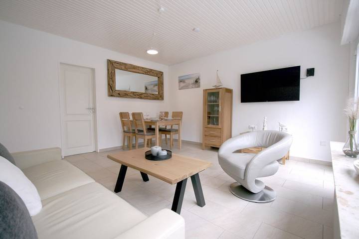 Ferienhaus für 5 Personen, mit Terrasse und Garten in Norden-Norddeich - 4
