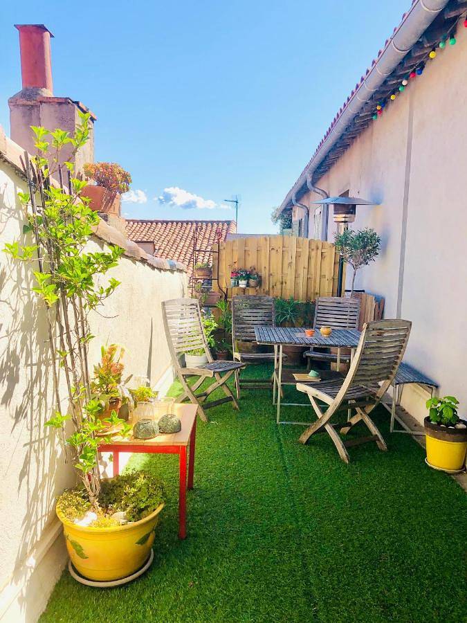 Gîte pour 8 personnes, avec terrasse dans Vauban
