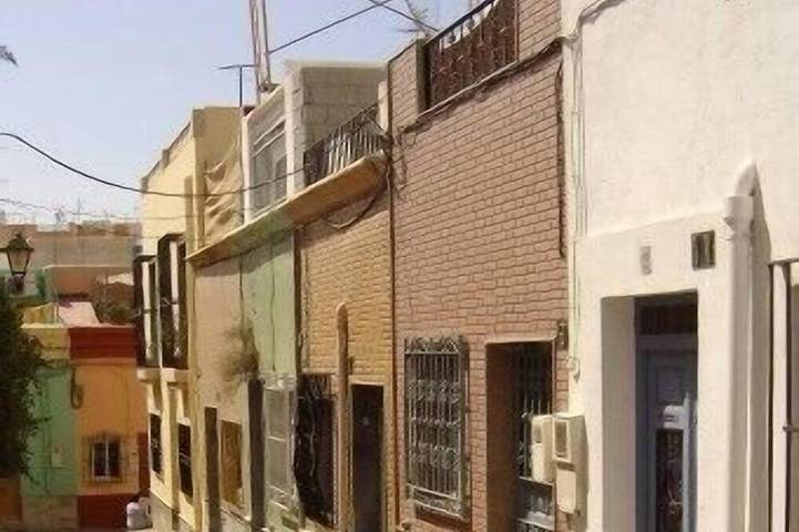 Vacation rental for 5 people, with Terrace in Almería
