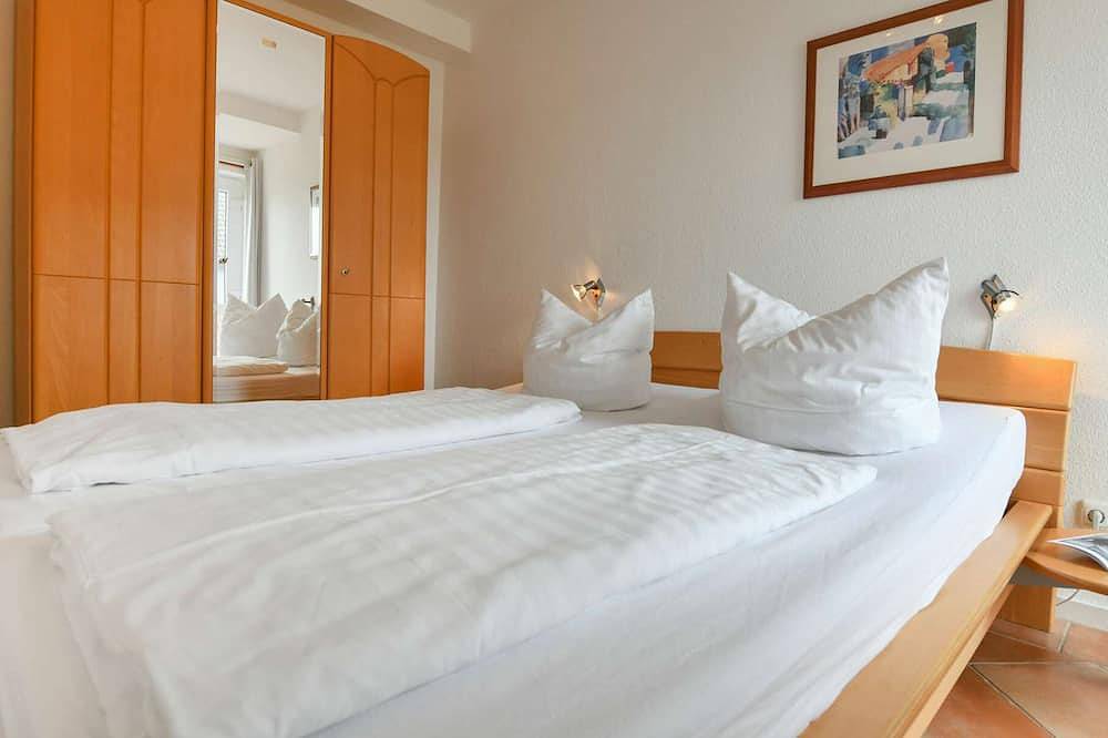 Ganze Wohnung, Komfortable Ferienwohnung mit Seeblick und Wintergarten im Ferienpark Seedorf in Seedorf (Sellin), Sellin
