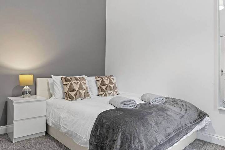 Spacious 3Br Home | 15 Mins to Manchester in Greater Manchester