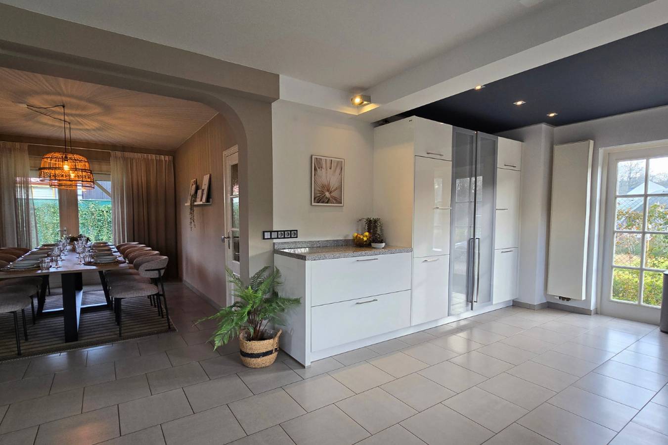 Moderne Wellnessvilla für 6 Personen mit Hottub und Sauna im ruhigen Park Nähe Maastricht in Meerssen, Limburg (Niederlande)