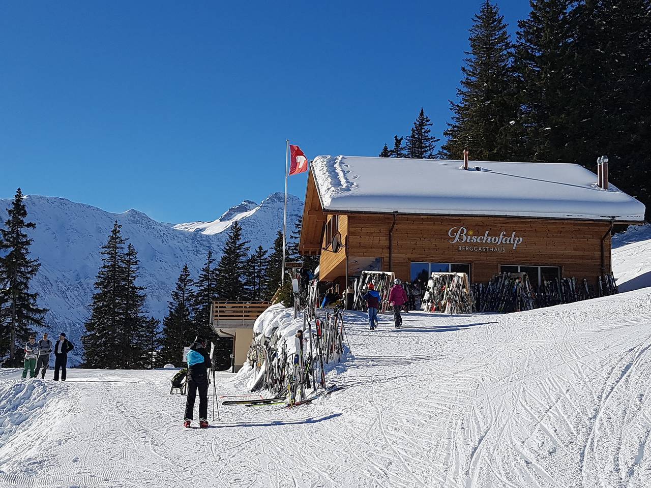 Berghotel Bischofalp - Doppelzimmer mit Zusatzbett in Elm GL, Glarus Süd