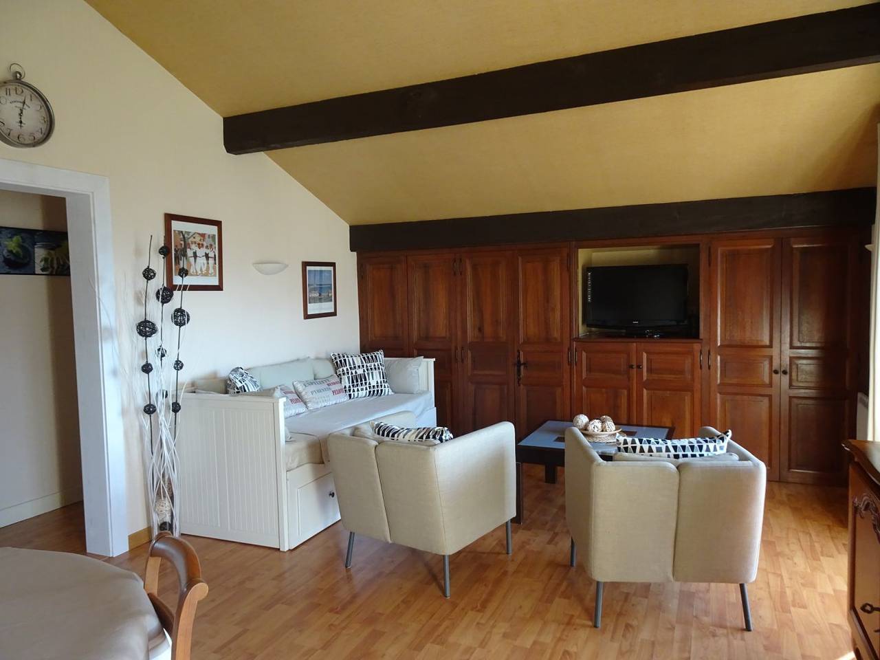 Appartement entier, A 900m.du centre-ville, gîte classé offrant une vue superbe in Saint-Jean-Pied-de-Port, Région de Bayonne