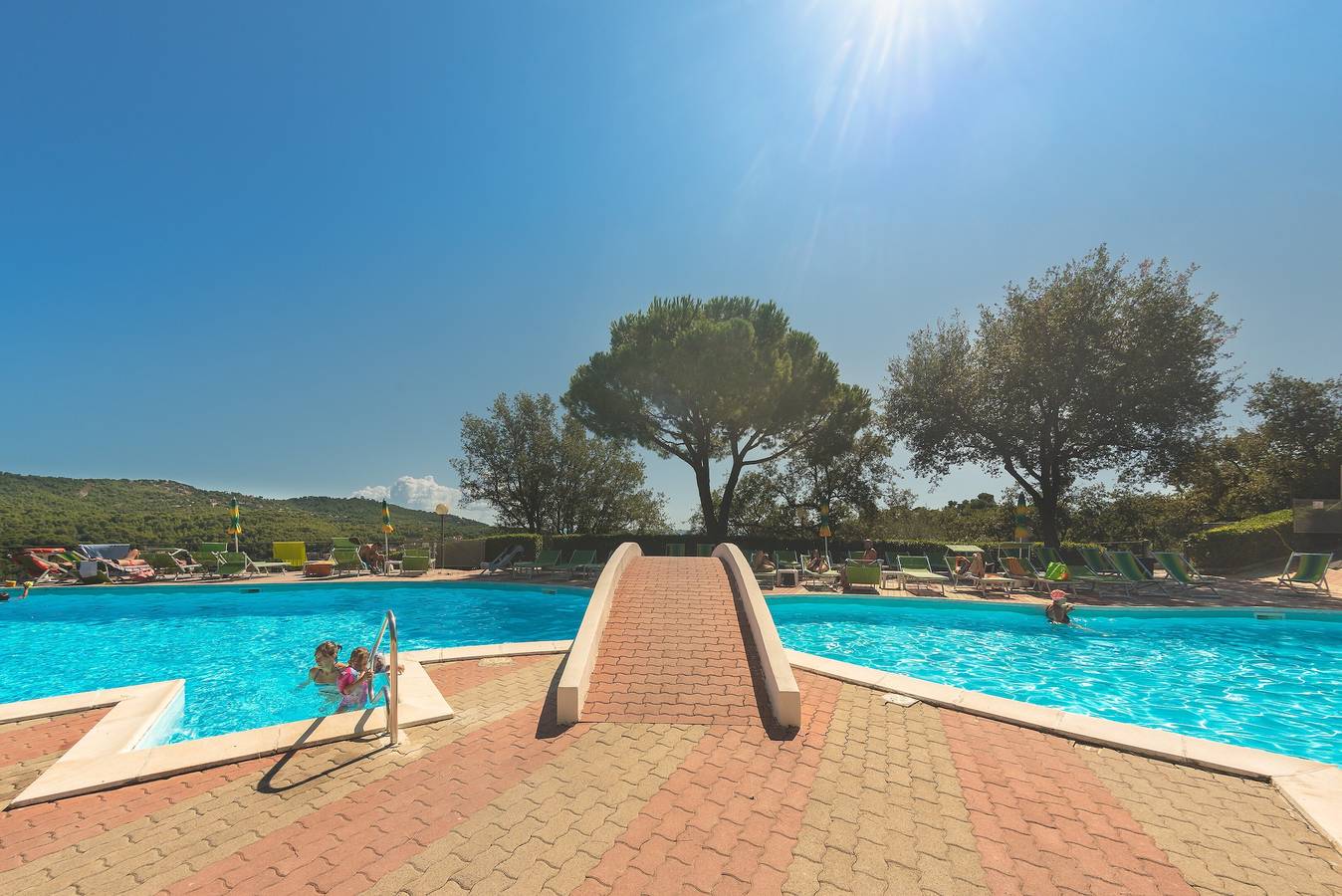 Nova Gestão Casa de Férias Villaggio Colombo V3 com Jardim e Piscina Partilhada in Andora, Riviera di Ponente