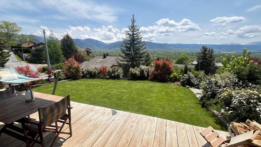 Gîte pour 6 personnes, avec vue et jardin à Estavar - 2