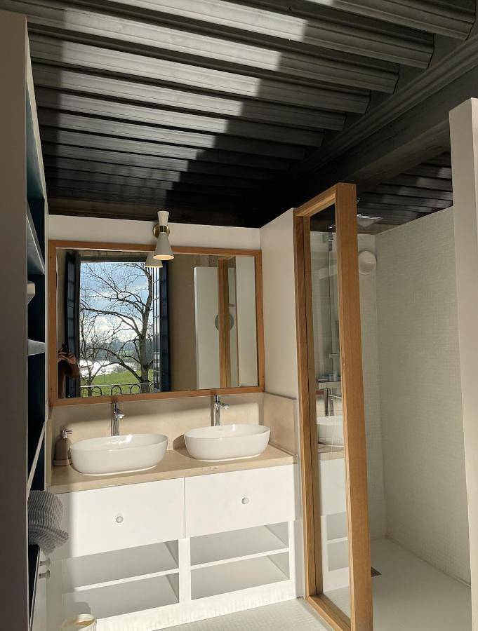 Location de vacances pour 2 personnes, avec terrasse ainsi que vue et jardin à Saincaize-Meauce - 4