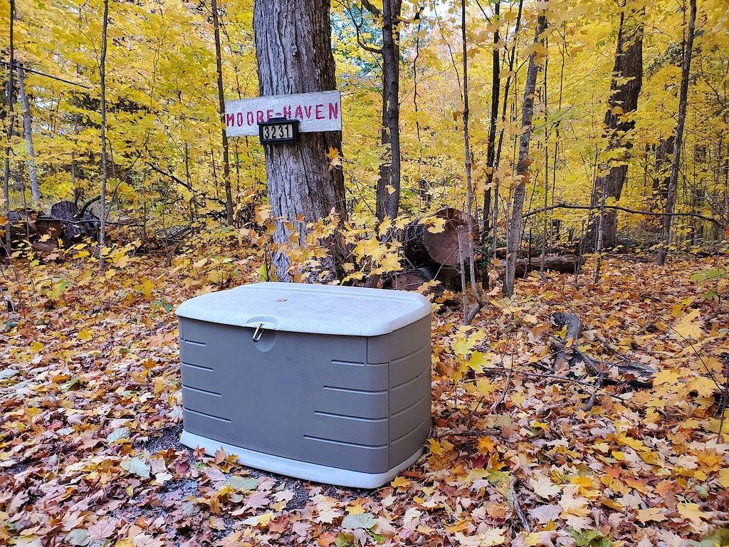 Nur eine Fischerhütte im Wald ... in Rideau Lakes, Leeds and Grenville