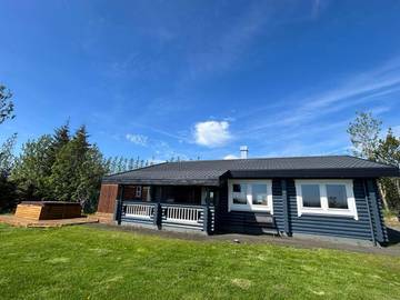Chalet pour 8 personnes, avec vue ainsi que jardin et terrasse en Islande