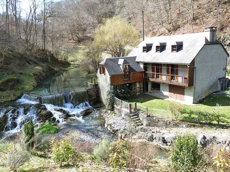 Le Moulin de Peyra in Asque, Hautes-Pyrénées