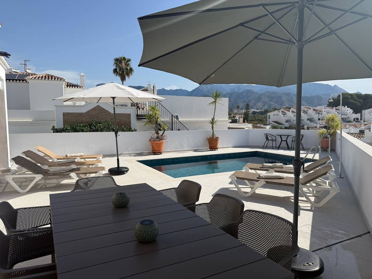 Villa "Salida Del Sol" with Sea & Mountain View, Heated Pool & Terrace in Urbanización Punta Lara, Nerja