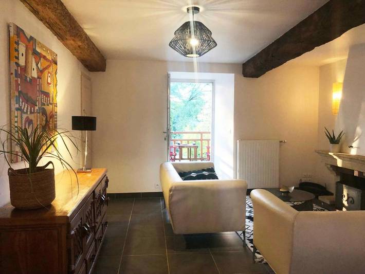 Location de vacances pour 5 personnes, avec vue et piscine ainsi que jardin et sauna à Thouars - 4