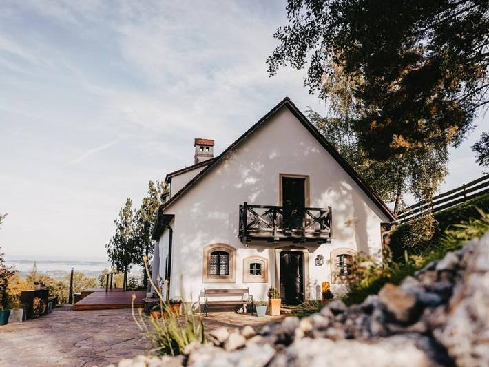 Chalet für 10 Personen, mit Sauna und Terrasse sowie Garten und Whirlpool in Niederösterreich