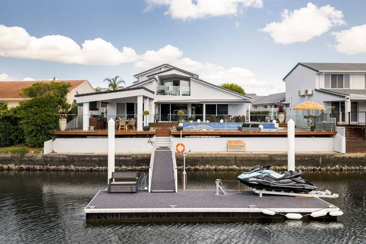 Holiday home for 6 people, with terrace and garden in Gold Coast