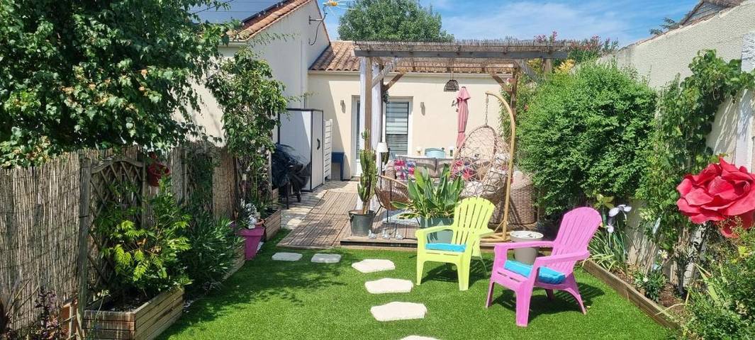 Location de vacances pour 4 personnes, avec Terrasse ainsi que Jardin et Piscine à Sainte-Soulle - 4