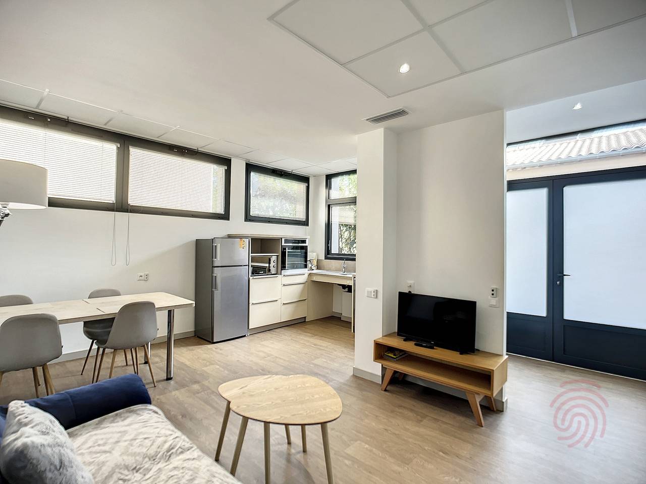 Appartement entier, Appartement F3 Climatisé Pmr à 50m des Thermes avec Terrasse et Parking, Animaux Acceptés in Lamalou-les-Bains, Région de Béziers