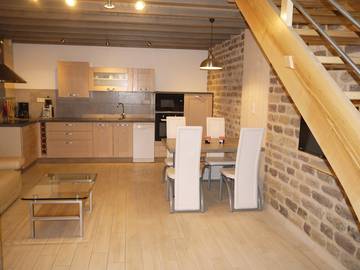 Gîte pour 4 personnes, avec jardin et terrasse dans La Vôge-les-Bains