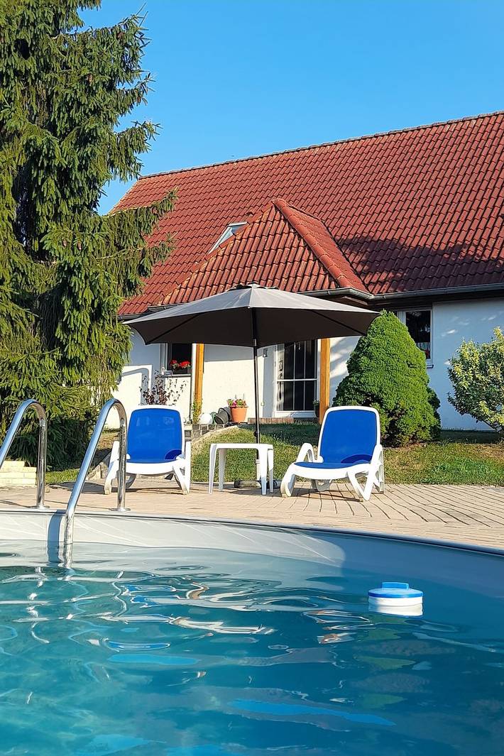 Ferienhaus für 4 Personen, mit Pool und Garten in Thüringen - 2