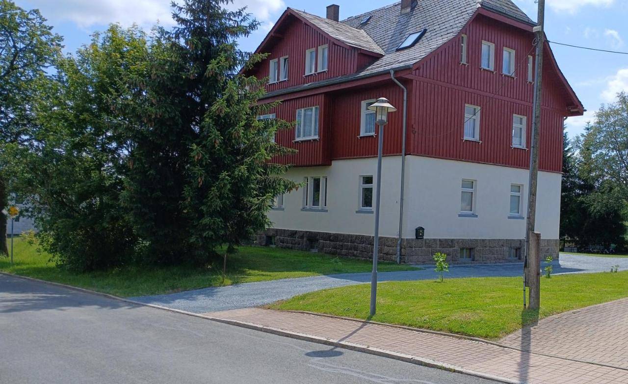 Ganze Wohnung, Ok Ferien - Altes Bahnhaus in Hammerbrücke, Muldenhammer