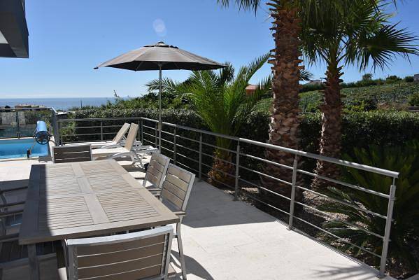 Moderne Villa mit privatem Pool und Meerblick in Atalaia, Lissabon Distrikt