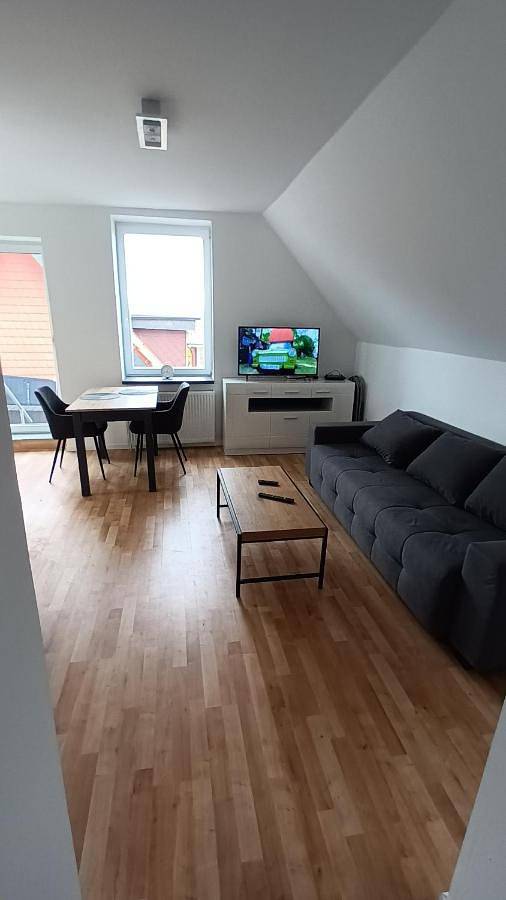 Ferienwohnung für 3 Personen, mit Ausblick und Terrasse - 1