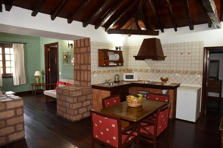 Casa rural para 5 personas, con vistas y jardín en Los Silos - 4