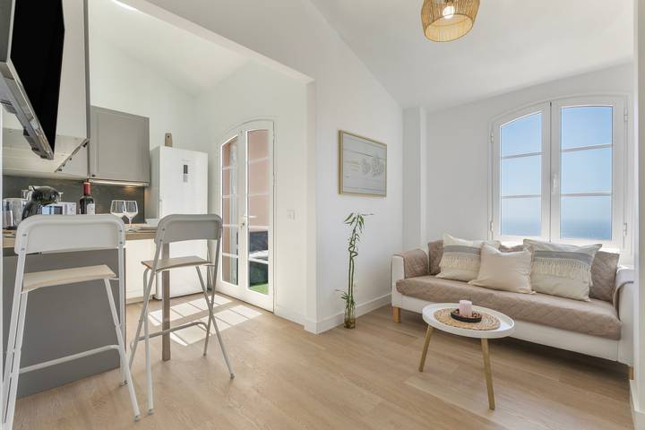 Apartamento entero, Apartamento 2 con vistas al mar, balcón y Wi-Fi in Santa Cruz de Tenerife, Costa este de Tenerife