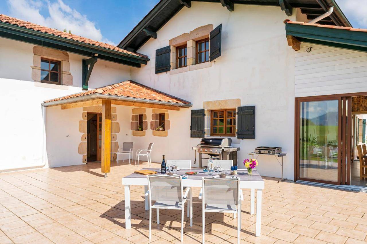 King Room with Mountain View in Ainhoa, Région de Bayonne