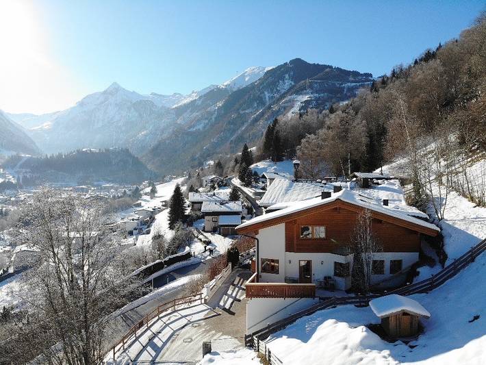Hütte für 12 Personen, mit Sauna und Pool sowie Garten in Kaprun