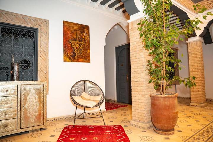 Maison d’hôte pour 2 personnes, avec piscine ainsi que terrasse et jardin dans Sidi Youssef Ben Ali - 4