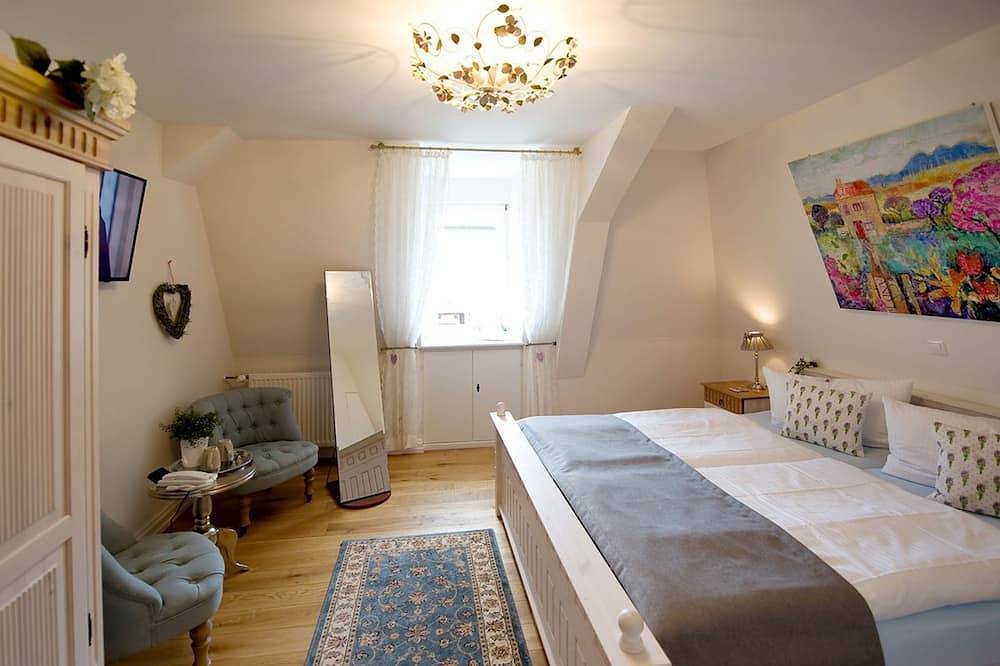 Ganze Wohnung, Komfort-Zimmer in der Villa Geriwada in Gedern, Wetterau