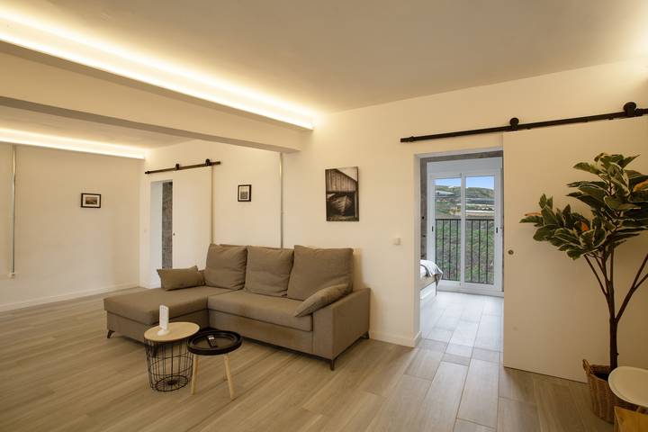 Casa de vacaciones para 4 personas, con jardín y jacuzzi - 1