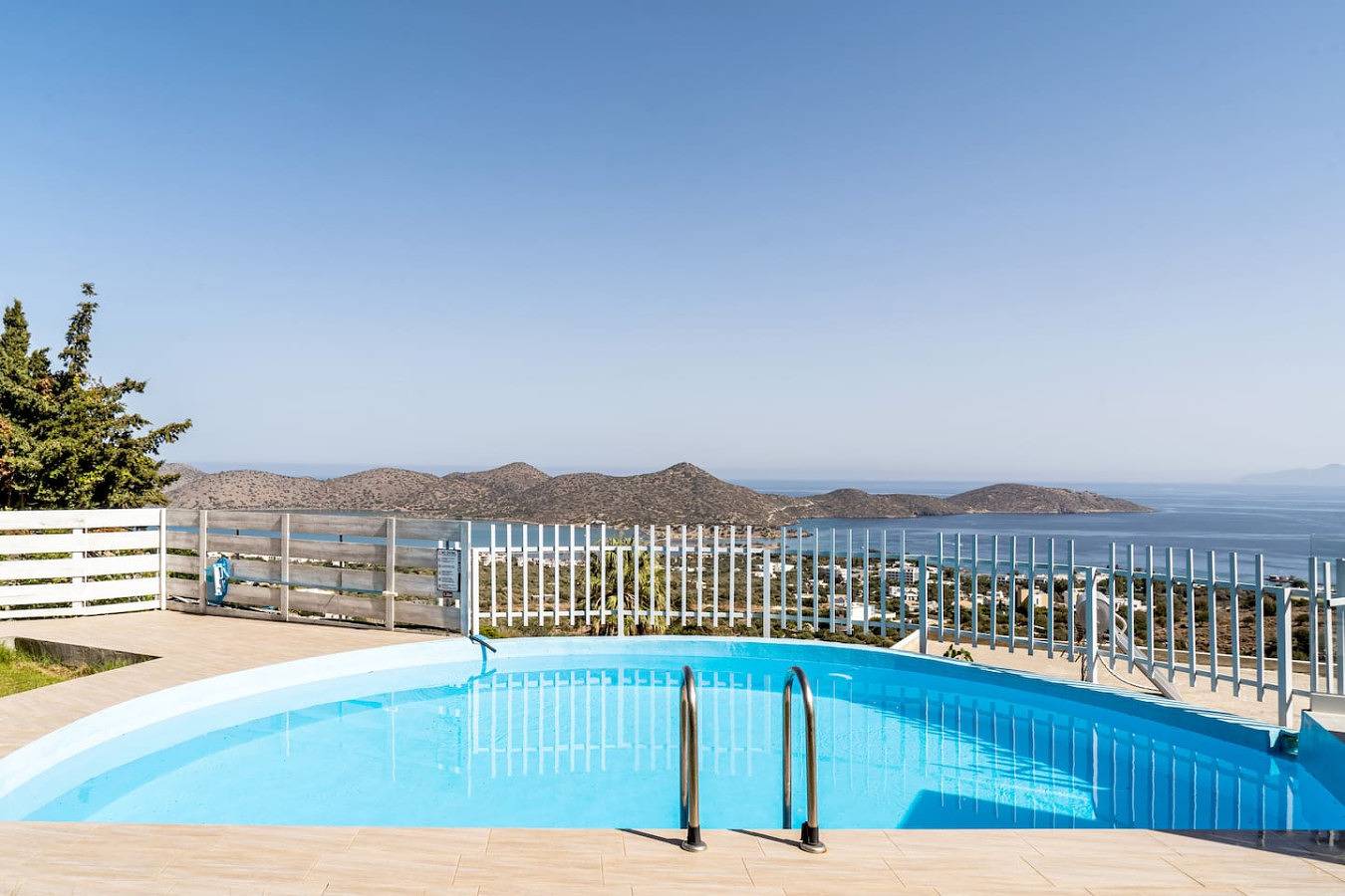 Seaview Villa Private Pool & Bbq, near Elounda Bay in Elunda, Lasithi