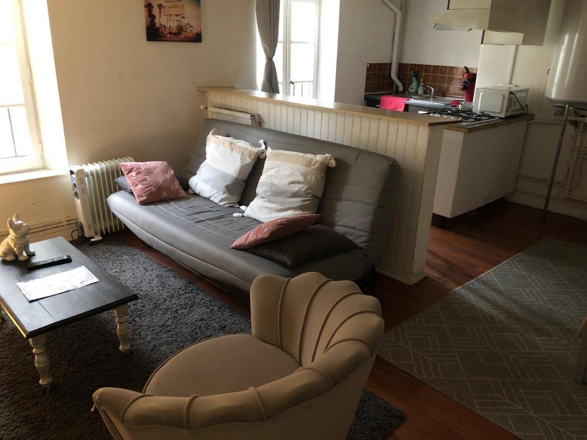 One-Bedroom Apartment in Aurillac, Région d'Aurillac