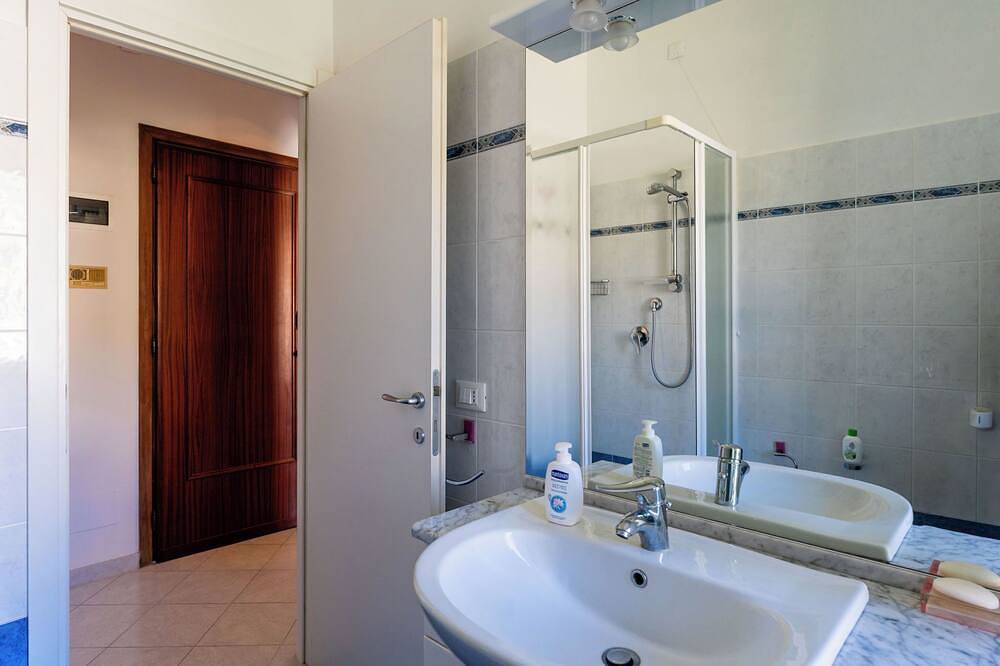 Entire apartment, Geranio in Pietra Ligure, Pietra Ligure Municipality