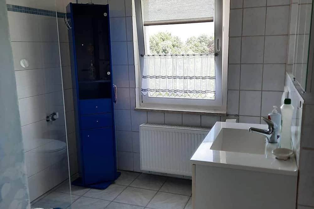 Ganze Wohnung, Ferienwohnung Fewo am Schloss in Stavenhagen, Mecklenburgische Seenplatte