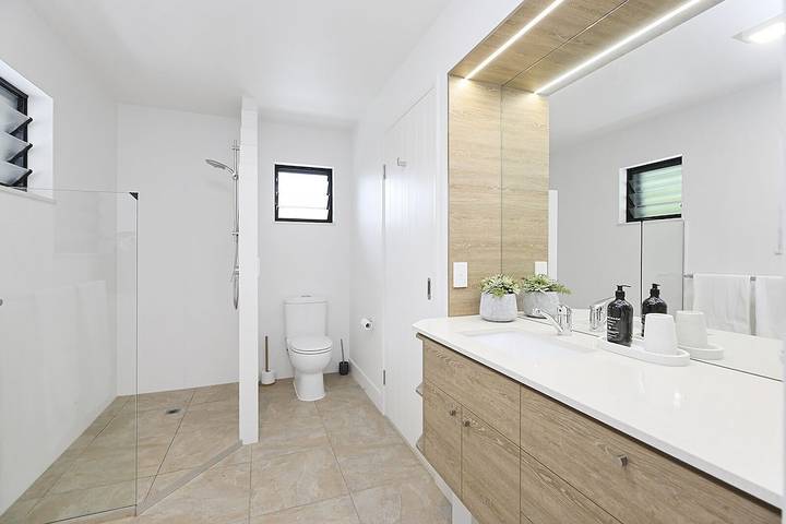 Holiday apartment for 3 people, with balcony in Sunshine Beach