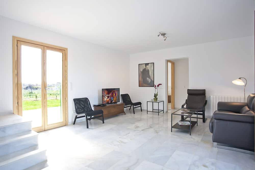 Neu erbaute Luxusfinca am Rande von Porto Cristo im Südosten Mallorcas in Porto Cristo, Manacor