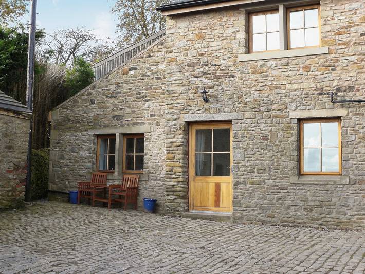 Log cabin for 6 people in Ribble Valley