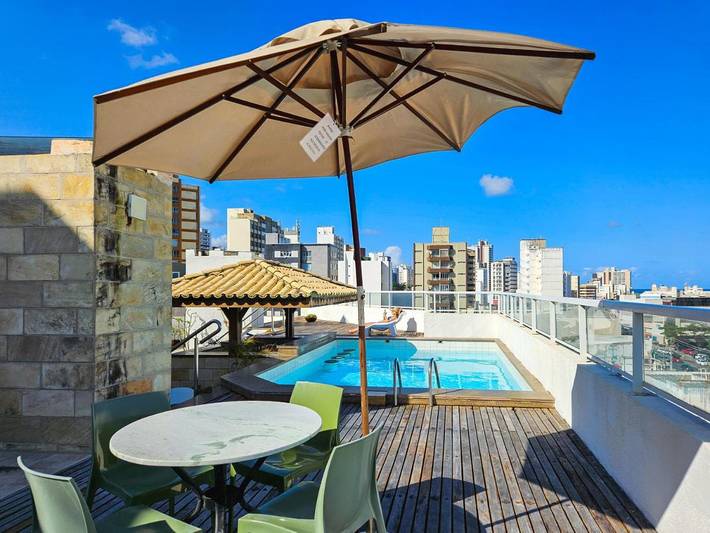 Ferienwohnung für 2 Personen, mit Pool und Ausblick in Salvador