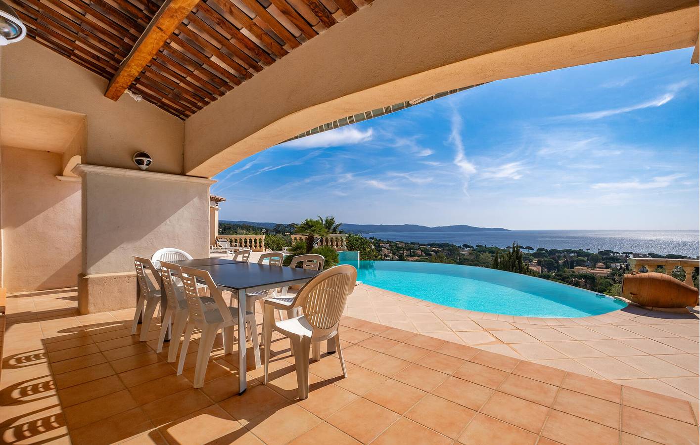 Appartement am Strand mit Pool und Parkplatz in Cavalaire-sur-Mer, Mittelmeerküste (Frankreich)